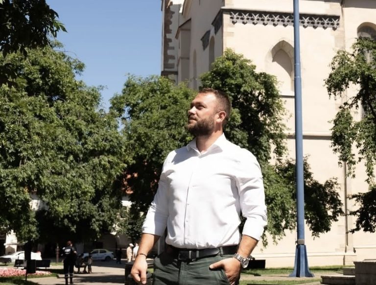 „Bistrița merită mai mult decât aparențe” – Deputatul Andrei Csillag critică modul haotic în care sunt gestionate lucrările din oraș